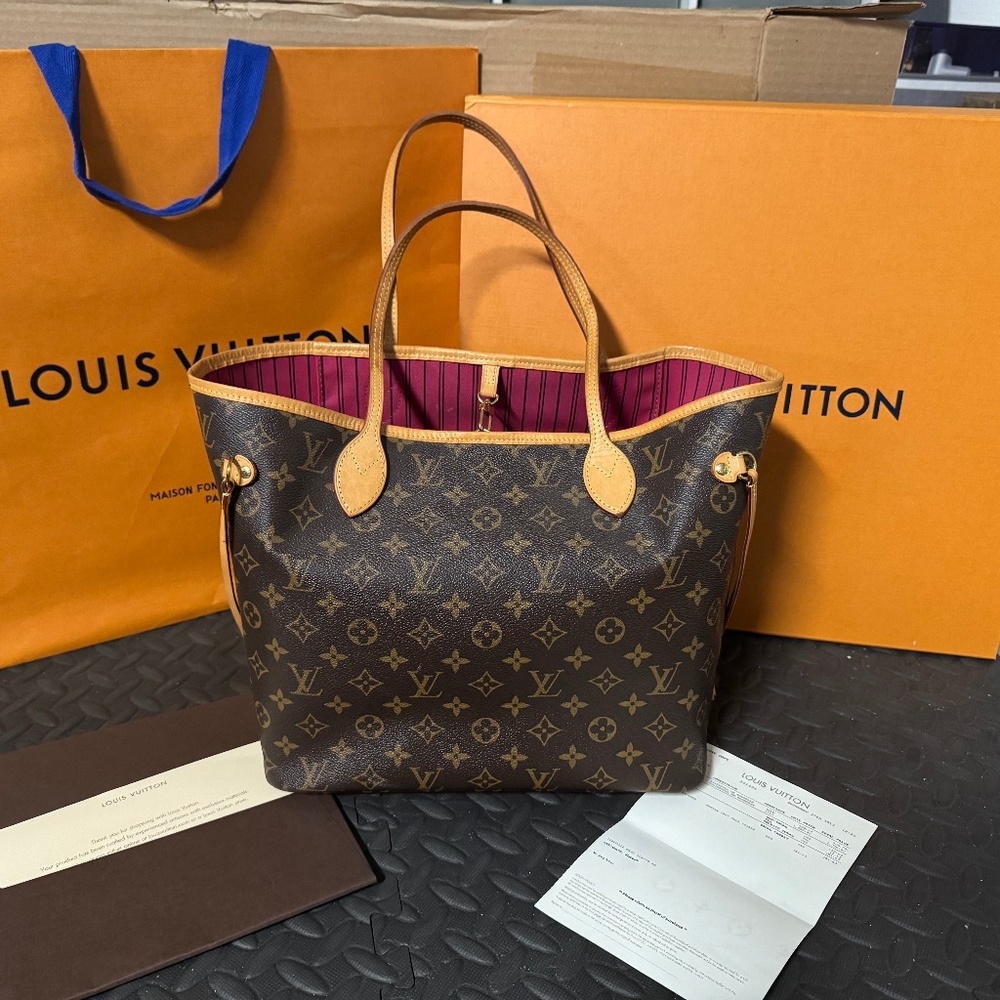 Louis Vuitton Neverfull MM